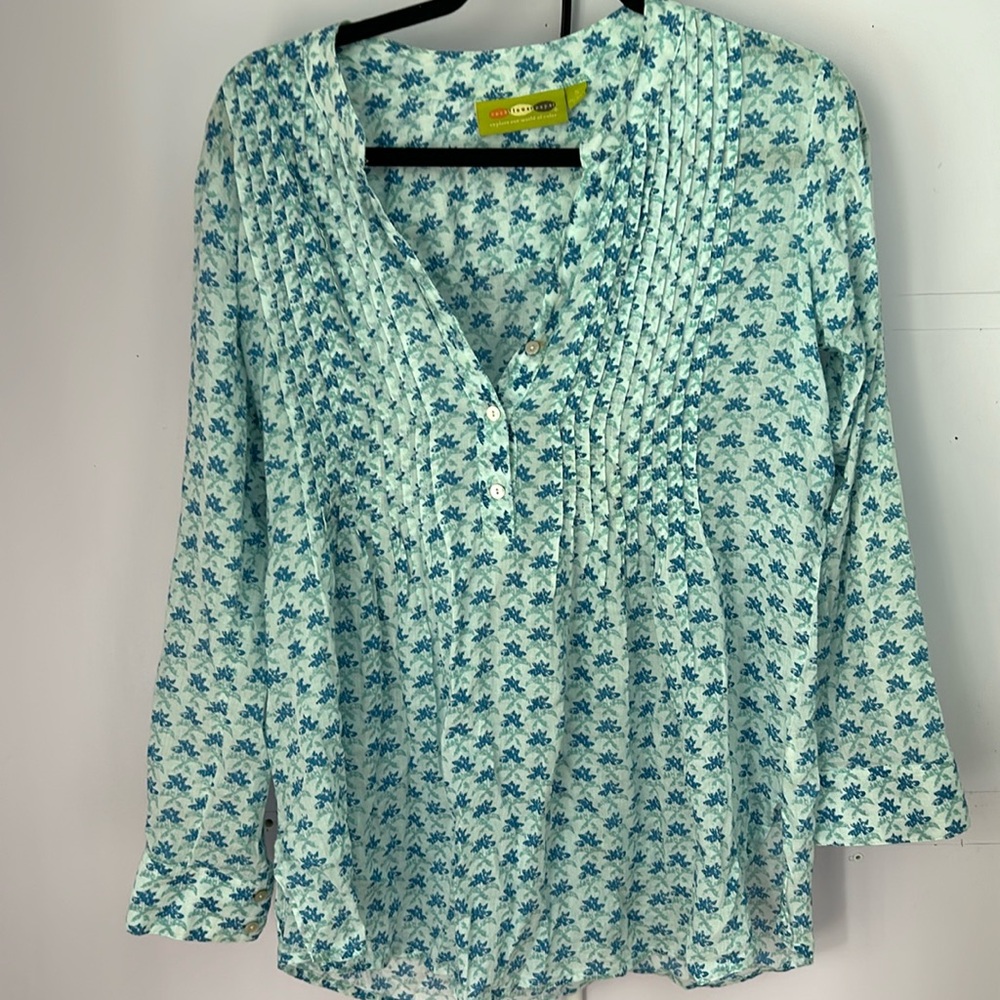Rock Flower Power blouse, half button down,